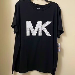 2X Michael kors shirt